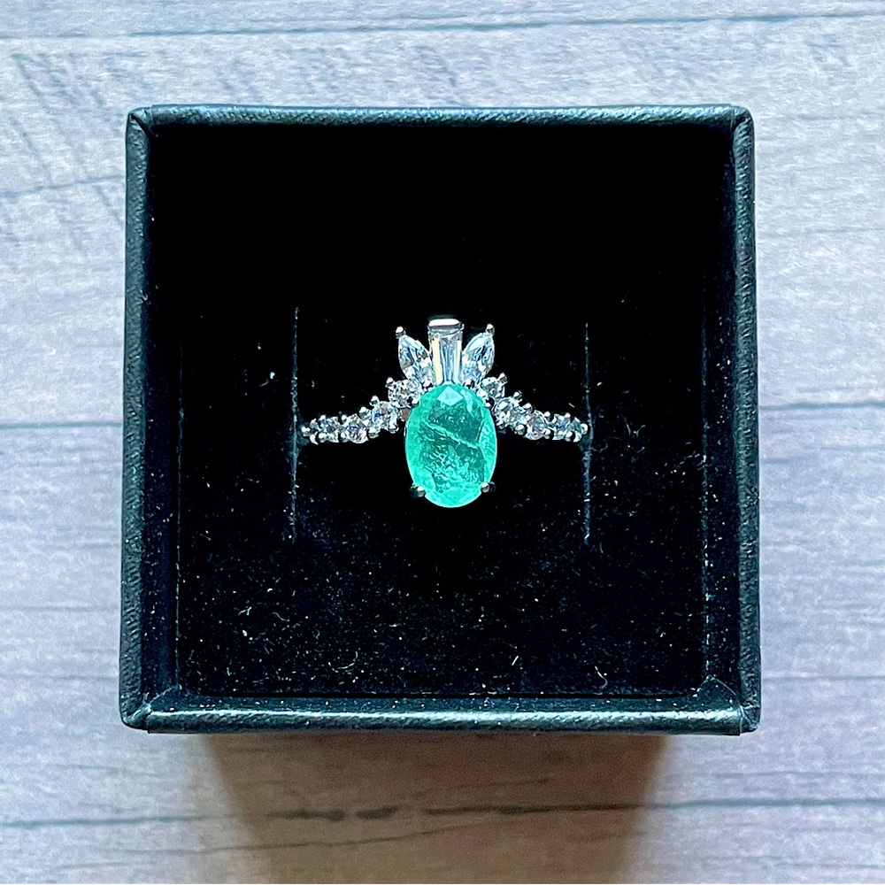 Bomb Party OG Ring “Something About Us” with Mint Green Tourmaline & Quartz